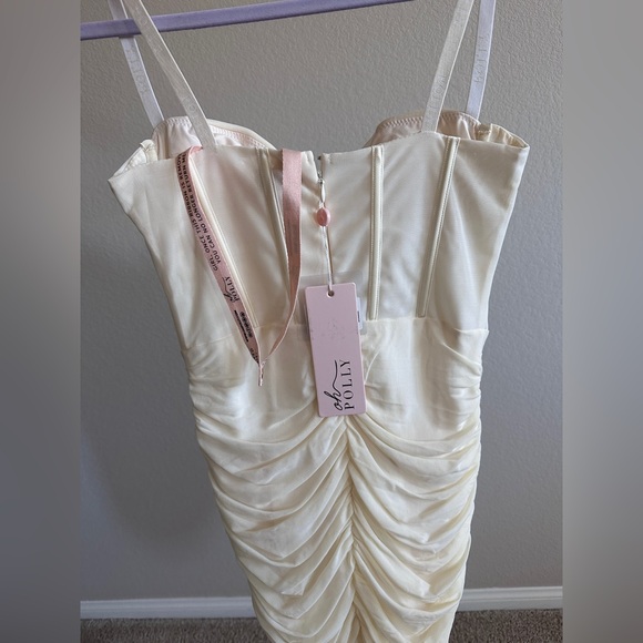Oh Polly bodycon mini dress ivory color - Picture 3 of 6